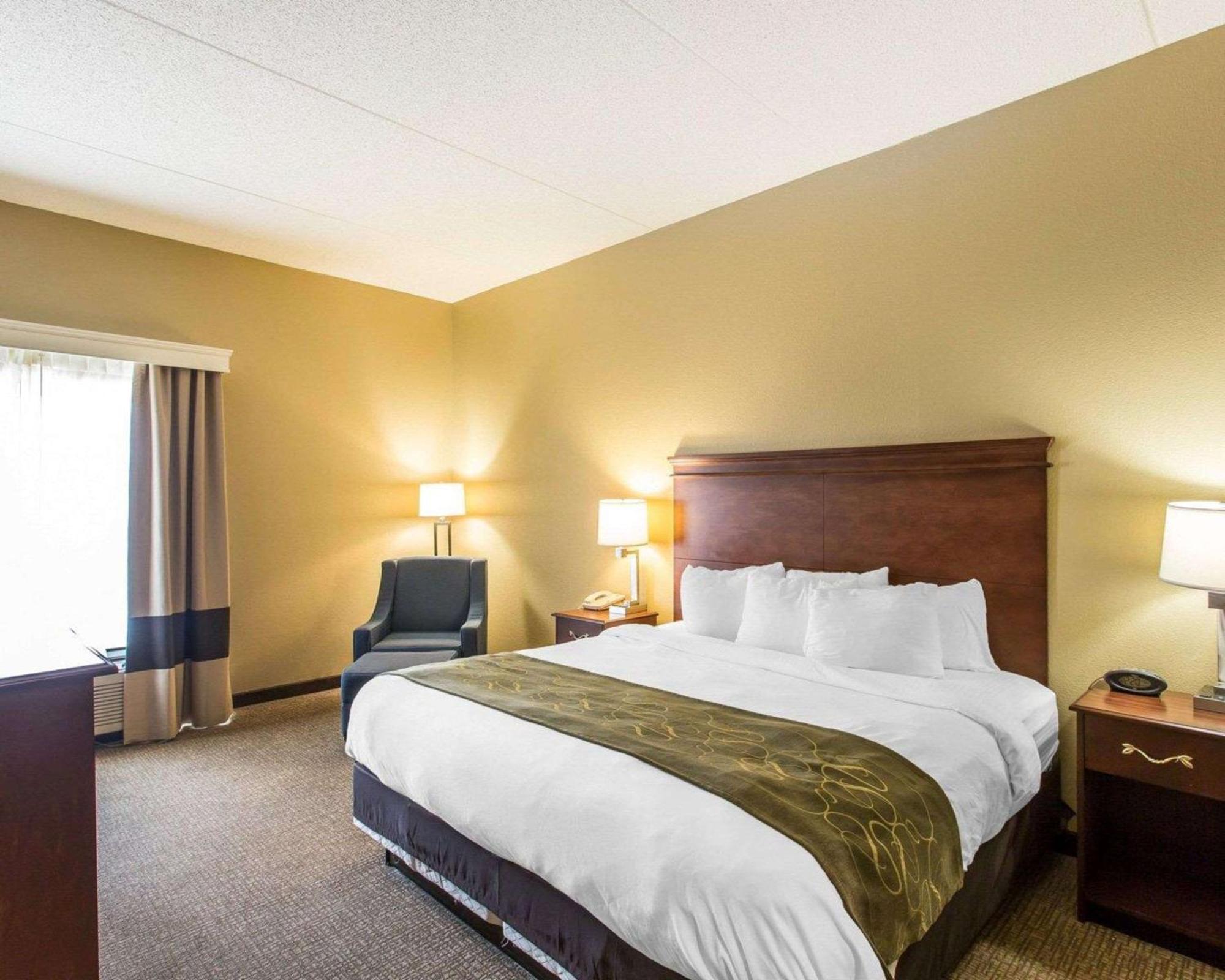 Comfort Suites Cookeville Exterior photo