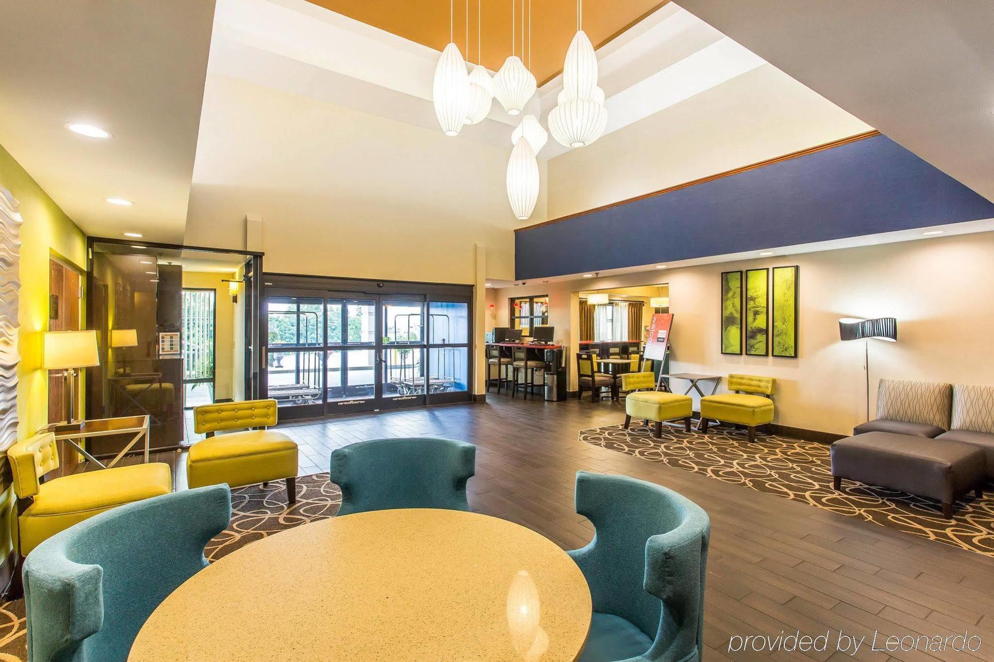 Comfort Suites Cookeville Exterior photo