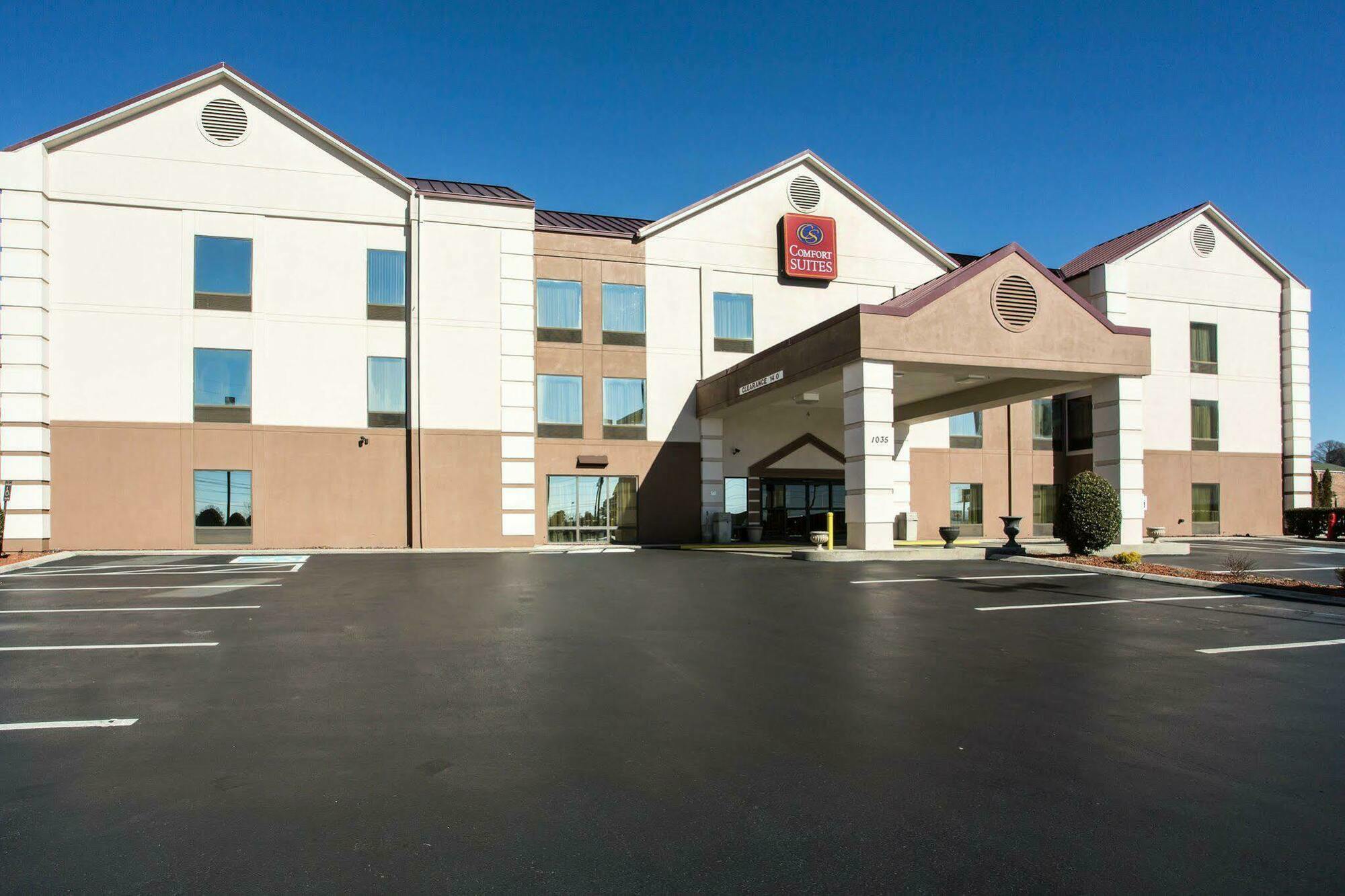 Comfort Suites Cookeville Exterior photo